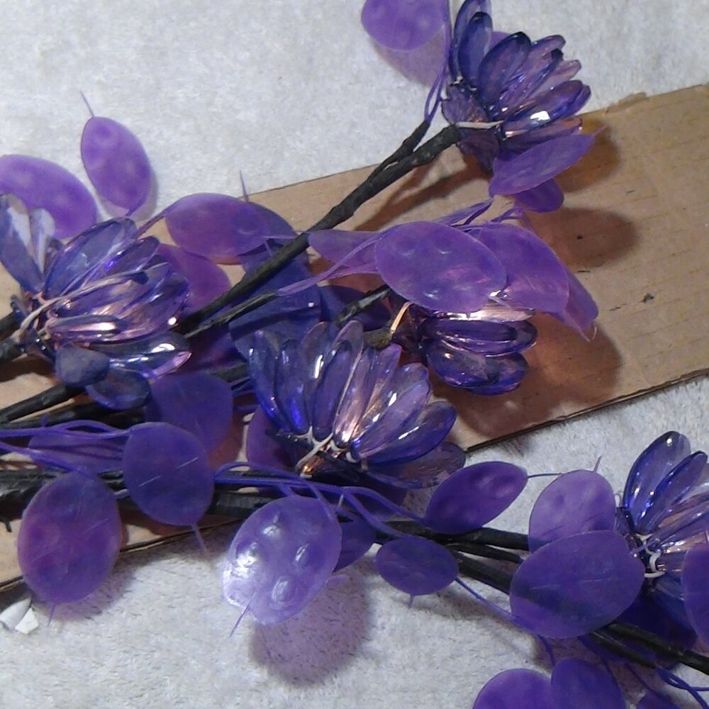 River of Goods Purple Daffodils LED Branch Transparent Pedal Plastic Leaves 24"